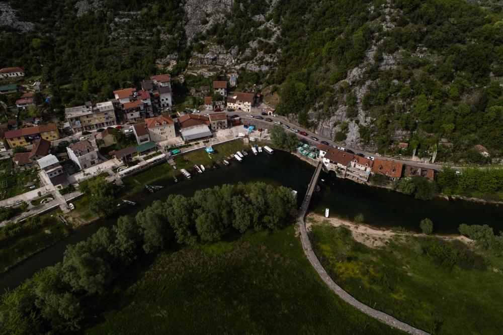 Hotel S Family Jovicevic Rijeka Crnojevića Zewnętrze zdjęcie